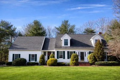 155 Rockland Dr