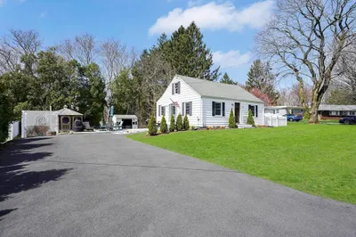 22 Savoy Ave