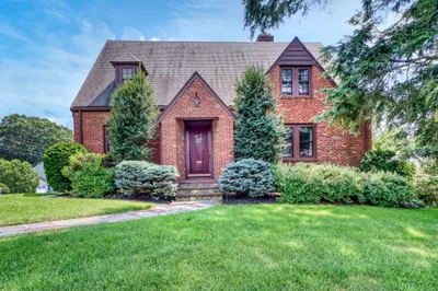 37 Sherwood Road 1