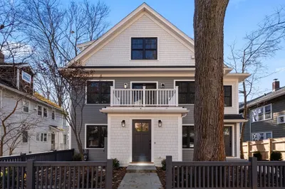 61 Mason Terrace #61