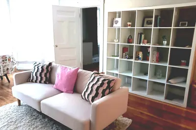 869 Beacon St #4R