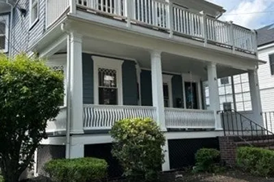 38 Harlow St #2