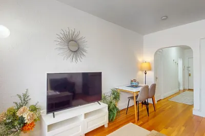 90 Kilsyth Rd #43 1