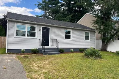 88 Lloyd Ave 1