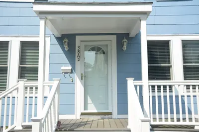 38a Maple Ave #2
