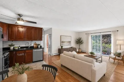 20 Skyline Dr #11 1