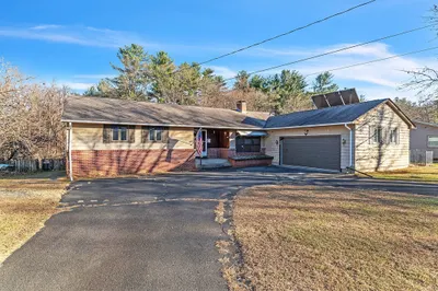 16 Farlaine Drive 1