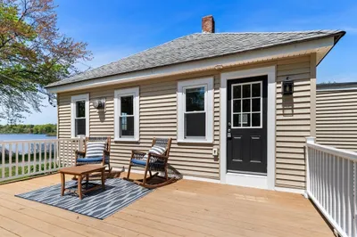 1 Batchelder Ave