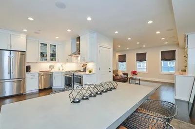 213 W 5th Street #2
