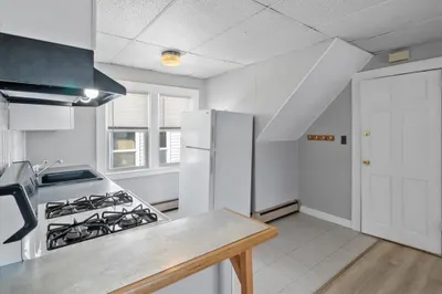 38 Sheffield Rd #3