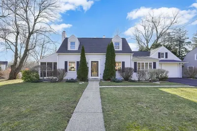 29 Longview Dr 1