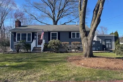 93 Belle Ave