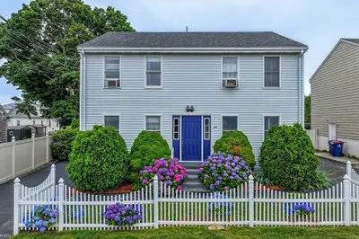 36 Clara St