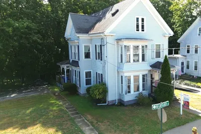 8 Harvard St 1