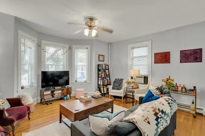 105 Franklin St #1