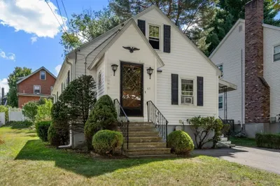 63 Summit St