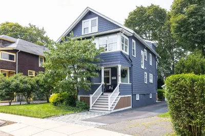 35 Alma Ave