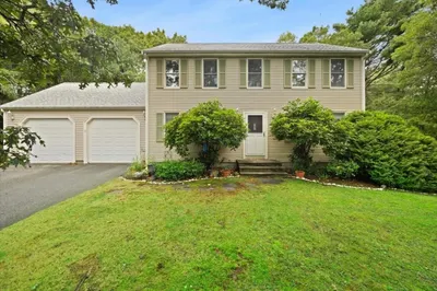 7 Oakwood Dr 1