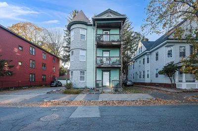 144 West St