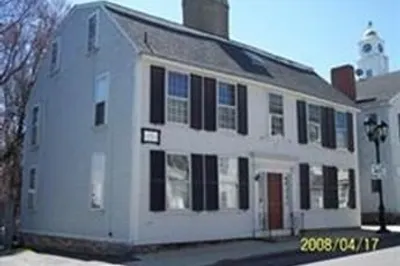21 Leyden Street #3