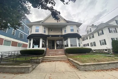467 Main St 1