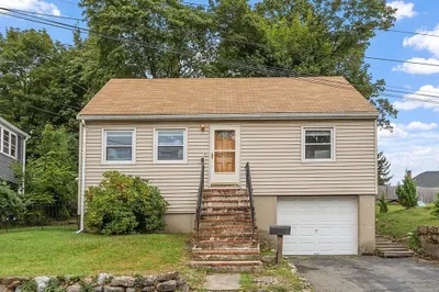 16 Munroe St 1