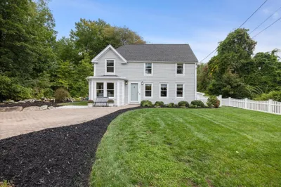 154 Clapp Rd 1