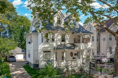 76 Acushnet Ave 1
