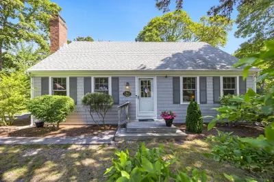 56 Chatham Crest Dr 1