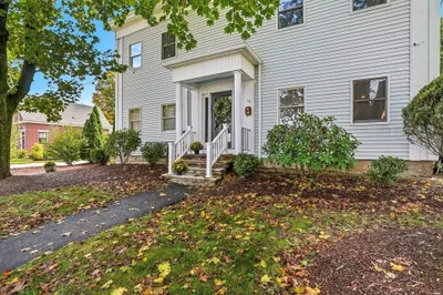 14 Grove St #2