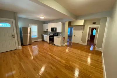 73 Hall Ave #1