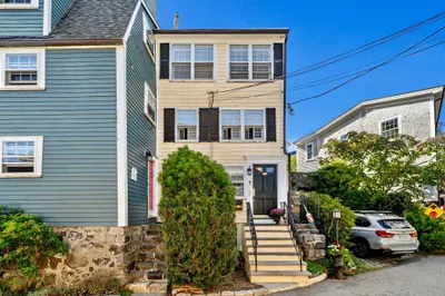7 Lee St #3 1