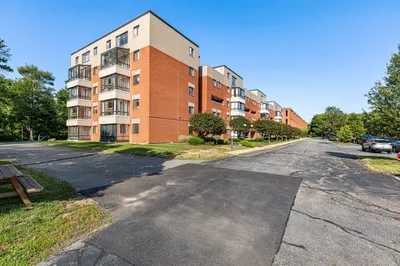 96 Old Colony Ave #153 1