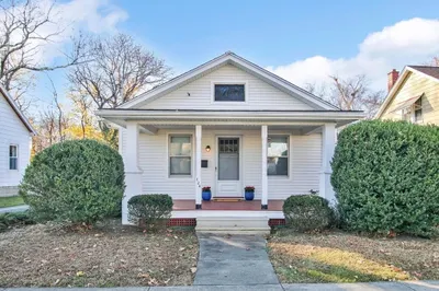 124 Eddywood St 1