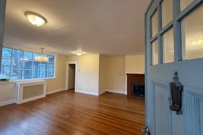 37 Maple Ave #R