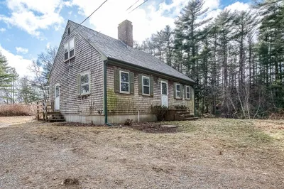 24 Plymouth St