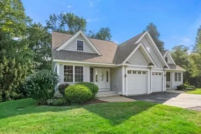 30 Carrington Ln #30 1