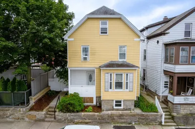 118 Parker St 1
