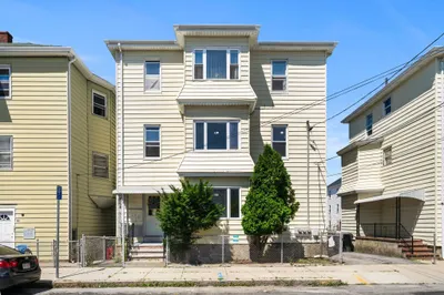 95 Flint St 1