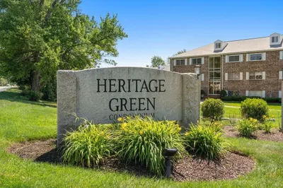 28 Fernview Avenue #10