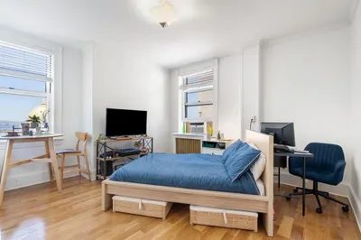 21 Beacon Street #11D
