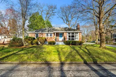 1 Ledgewood Rd