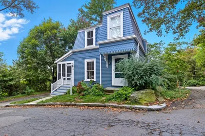 26 Centre Ave 1