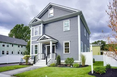 24 Grant Ave
