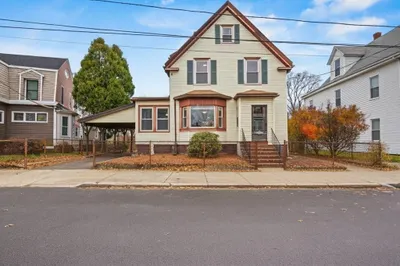 69 Hawthorne Street 1