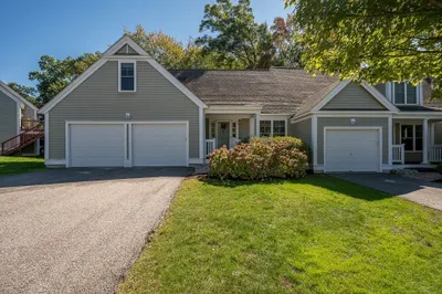 39 Flint Pond Dr #39 1
