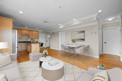 20r Cross Street #3
