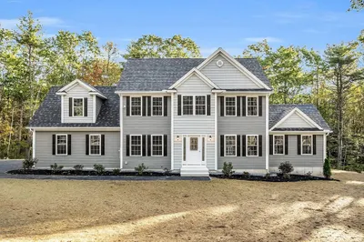 534 Hubbardston Rd 1