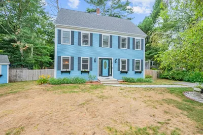83 Brewster Rd 1