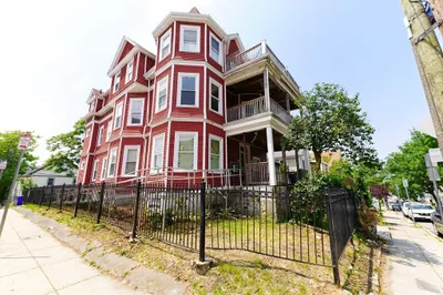 107 Devon Street